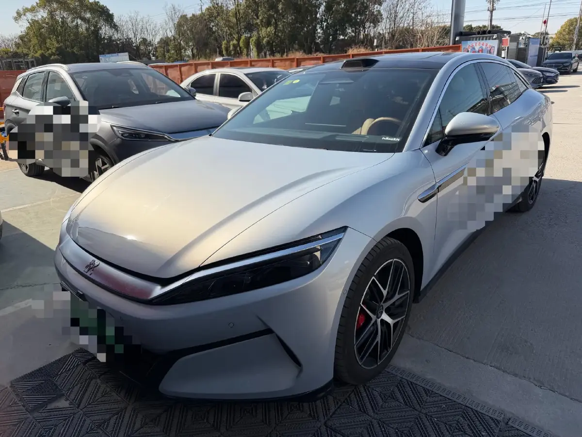 2025 BYD HanL BEV