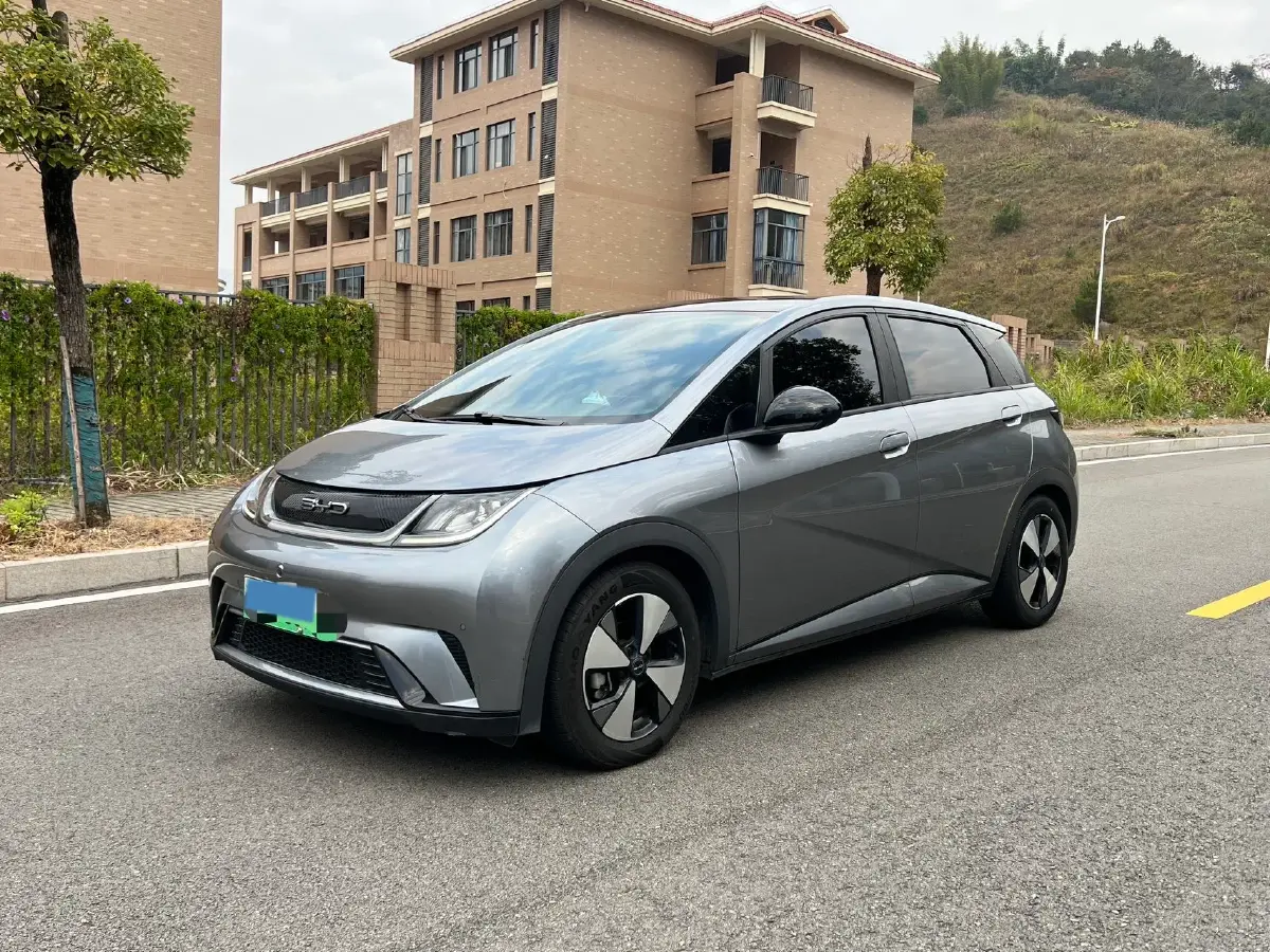 2023 BYD Dolphin BEV 44.928KWH