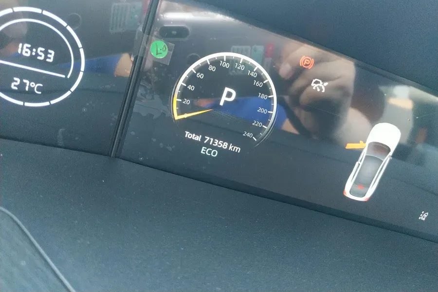 2022 ChangAn UNI-V 1.5T 188HP L4 7DCT,autocango,china used car exporter,china ev exporter,chinese used car exporter,chinese used ev exporter