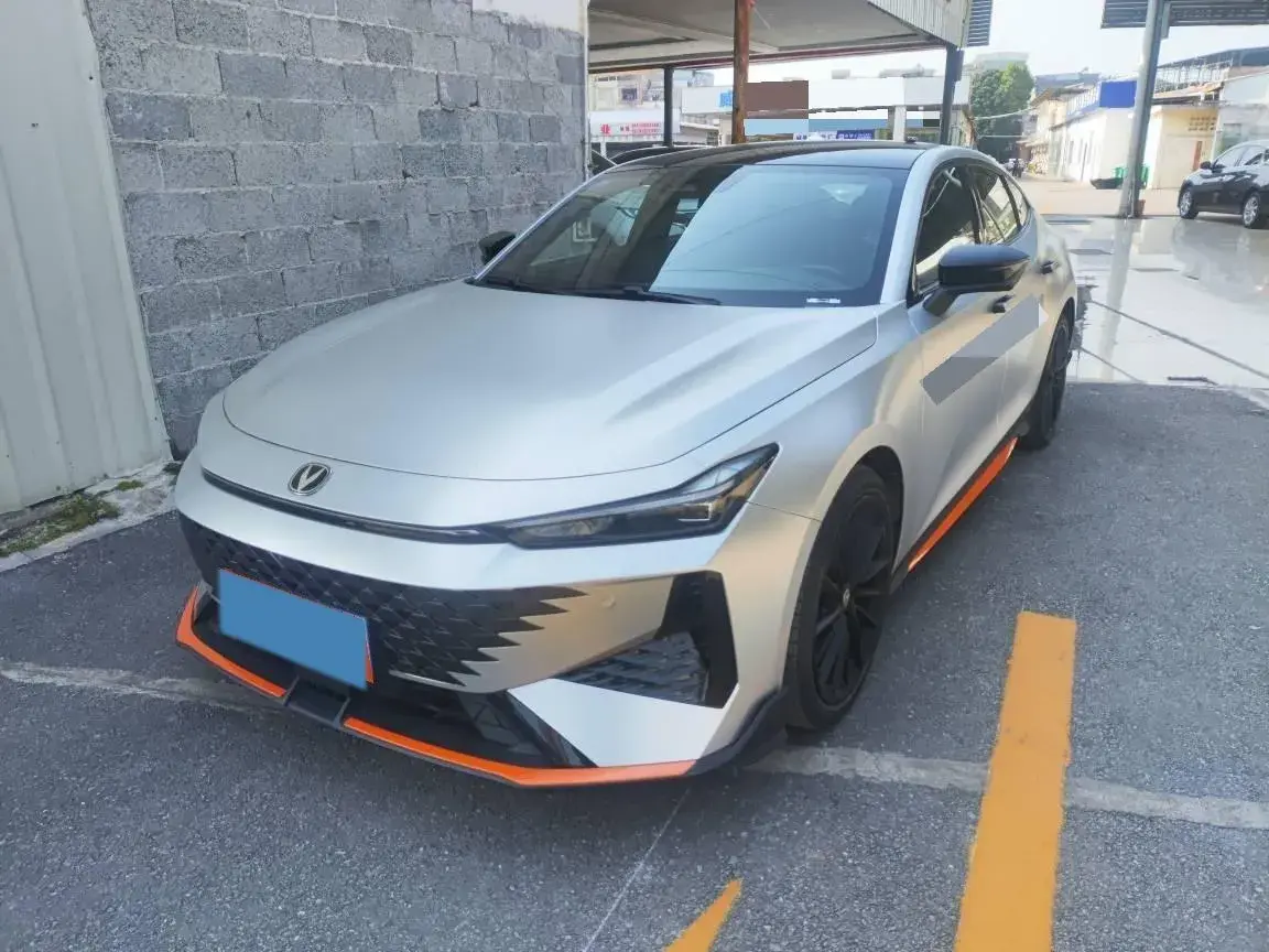 2024 ChangAn UNI-V 1.5T 188HP L4 7DCT