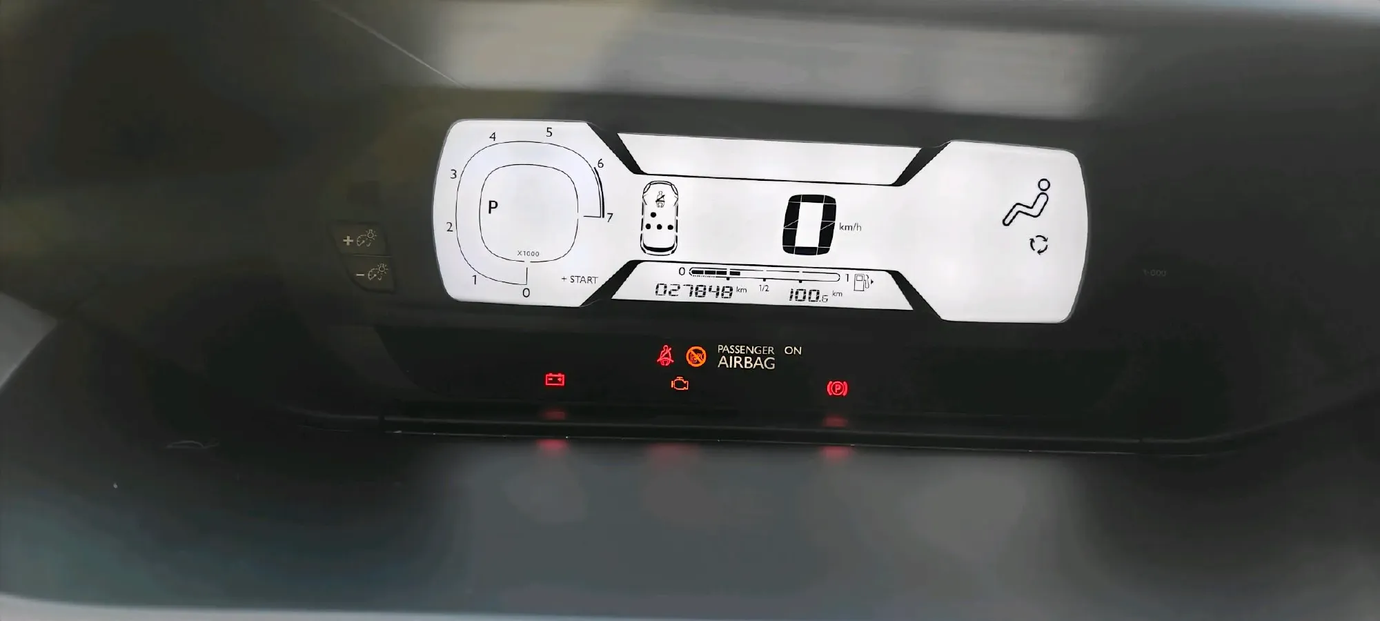 2015 Citroen C4 Picasso 1.6T 165HP L4 6AT,autocango,china used car exporter,china ev exporter,chinese used car exporter,chinese used ev exporter