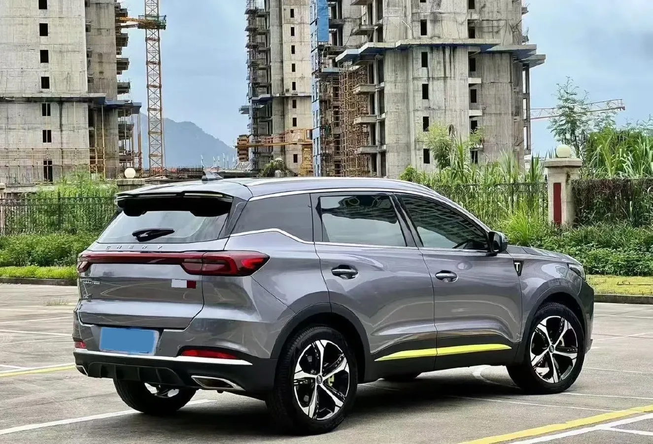 2022 Chery Tiggo 7 Plus 1.6T 197HP L4 7DCT,autocango,china used car exporter,china ev exporter,chinese used car exporter,chinese used ev exporter
