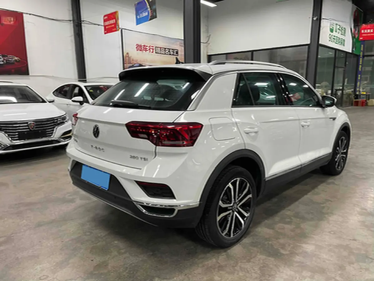 2021 Volkswagen T-Roc 1.4T 150HP L4 7DCT,autocango,china used car exporter,china ev exporter,chinese used car exporter,chinese used ev exporter
