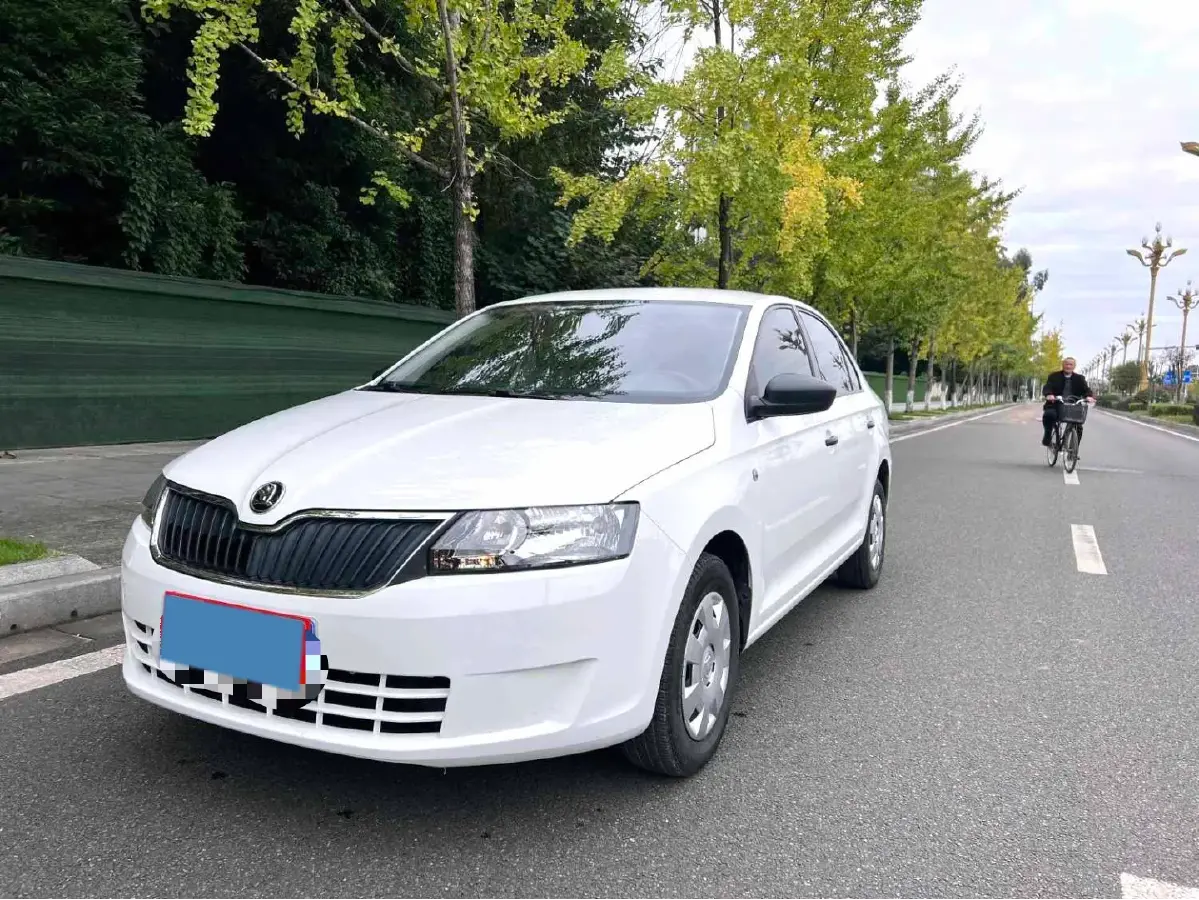 2016 Skoda Rapid 1.6L 110HP L4 6AT