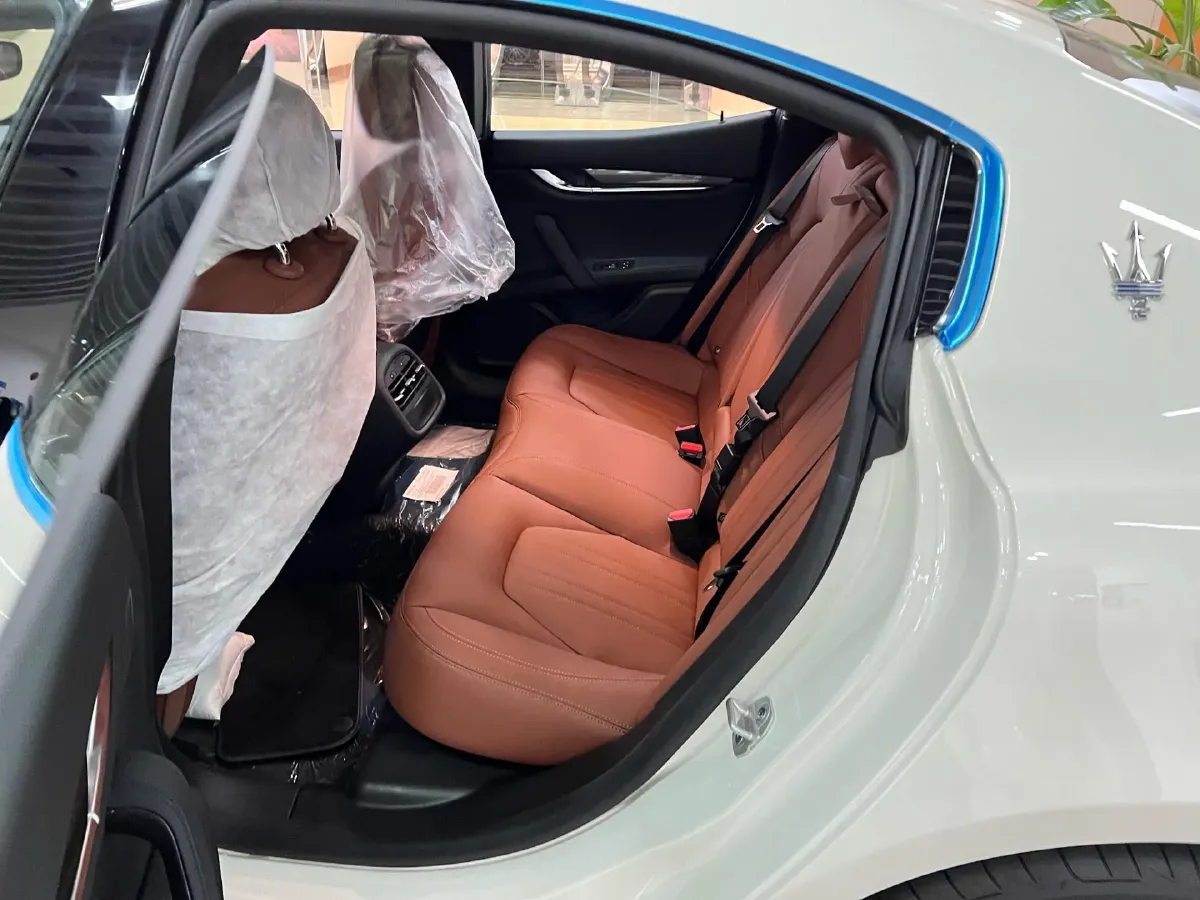 2023 Audi RS 5 2.9T 450HP V6 8AT,autocango,china used car exporter,china ev exporter,chinese used car exporter,chinese used ev exporter