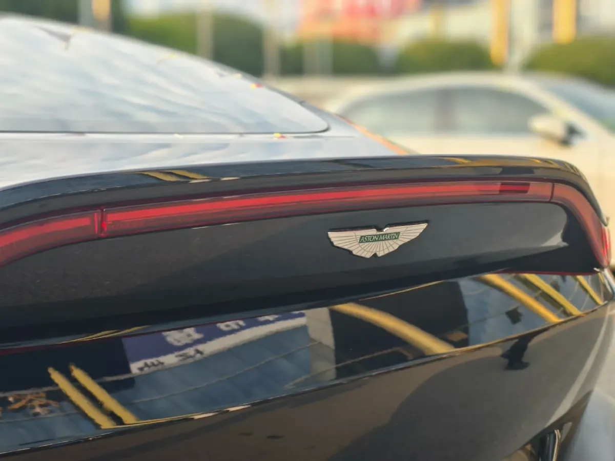 2023 Aston Martin V8 Vantage 4.0T 510HP V8 8AT,autocango,china used car exporter,china ev exporter,chinese used car exporter,chinese used ev exporter