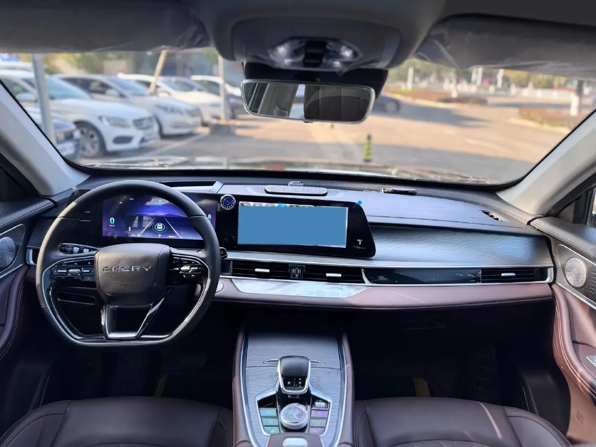 2022 Chery Tiggo 8 PRO 1.6T 197HP L4 7DCT,autocango,china used car exporter,china ev exporter,chinese used car exporter,chinese used ev exporter