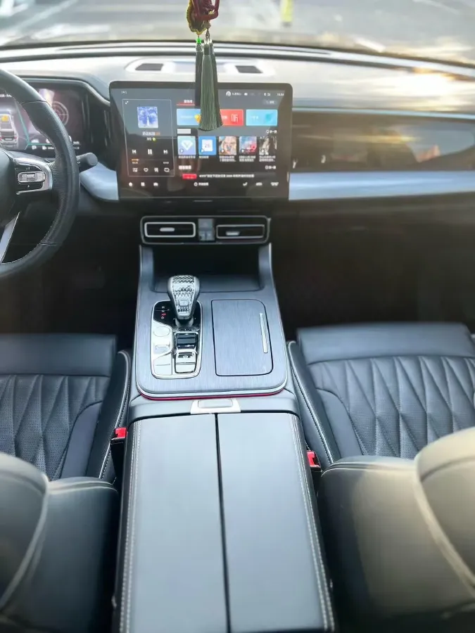 2022 GAC Trumpchi GS8 2.0T 252HP L4 8AT,autocango,china used car exporter,china ev exporter,chinese used car exporter,chinese used ev exporter