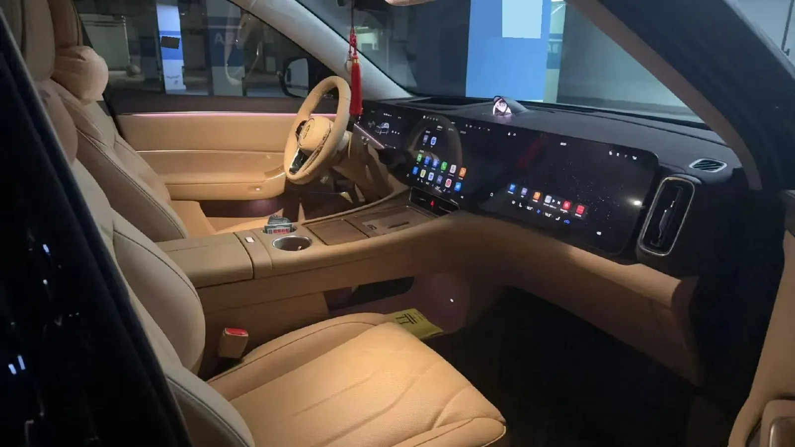 2025 AITO AITO M8 BEV,autocango,china used car exporter,china ev exporter,chinese used car exporter,chinese used ev exporter