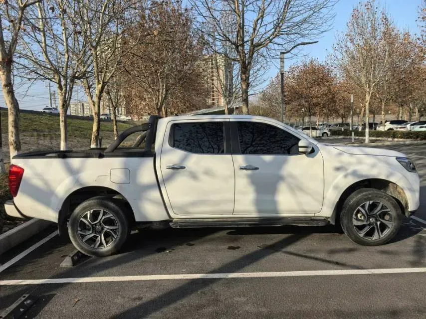 2023 Dongfeng RuiQi 7 2.3T 166HP L4 8AT,autocango,china used car exporter,china ev exporter,chinese used car exporter,chinese used ev exporter