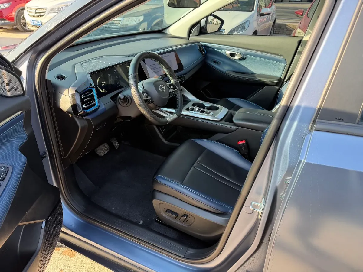 2023 GAC Trumpchi GS3 1.5T 177HP L4 7DCT,autocango,china used car exporter,china ev exporter,chinese used car exporter,chinese used ev exporter