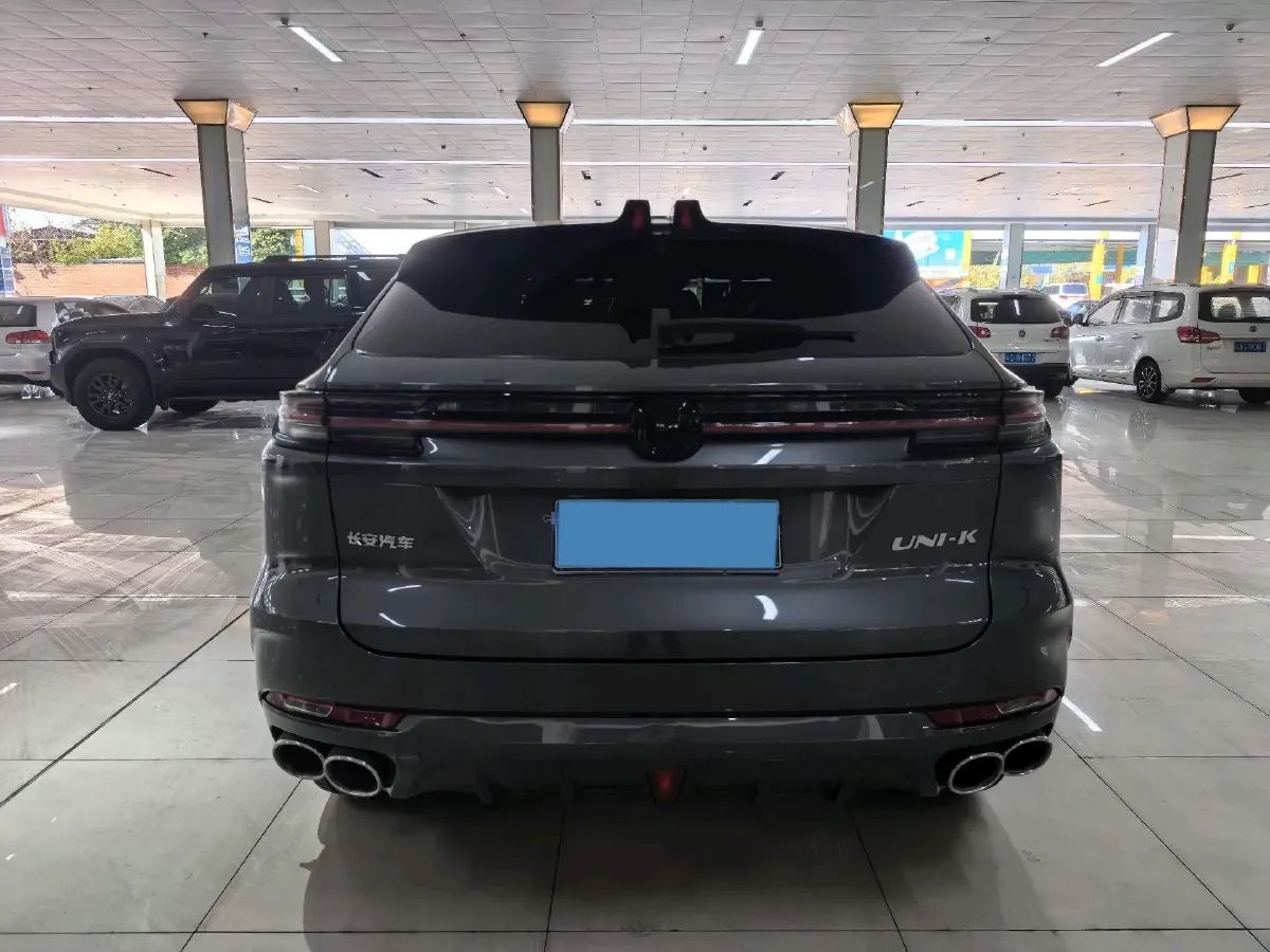 2021 ChangAn UNI-K 2.0T 233HP L4 8AT,autocango,china used car exporter,china ev exporter,chinese used car exporter,chinese used ev exporter