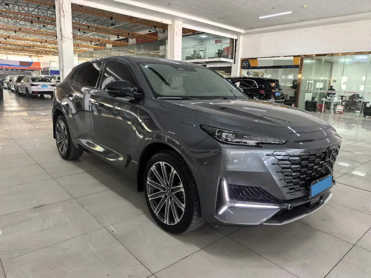 2021 ChangAn UNI-K 2.0T 233HP L4 8AT,autocango,china used car exporter,china ev exporter,chinese used car exporter,chinese used ev exporter