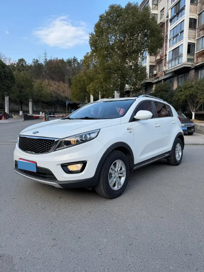 2016 Kia Sportage R 2.0L 165HP L4 6AT