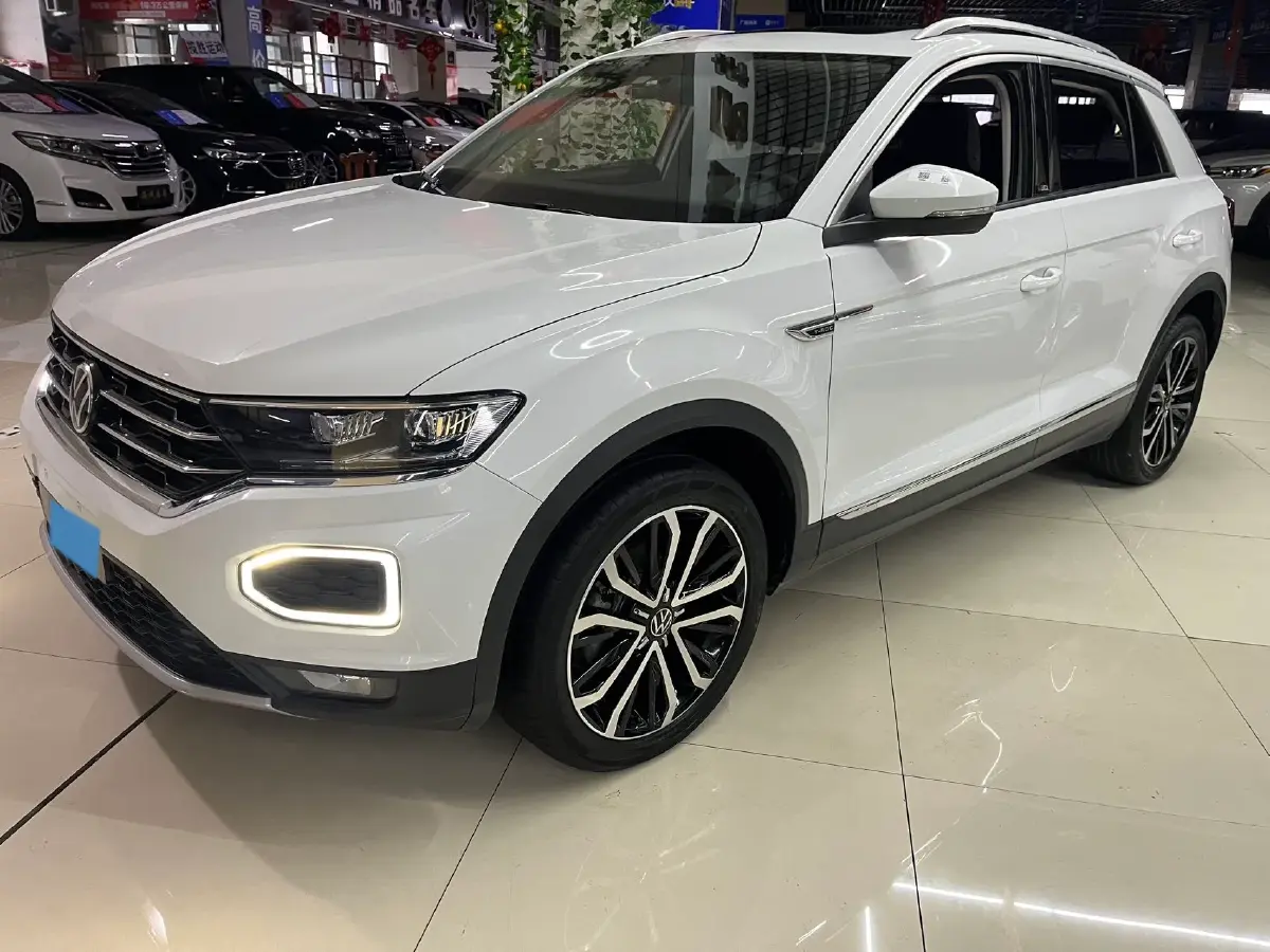 2021 Volkswagen T-Roc 1.4T 150HP L4 7DCT