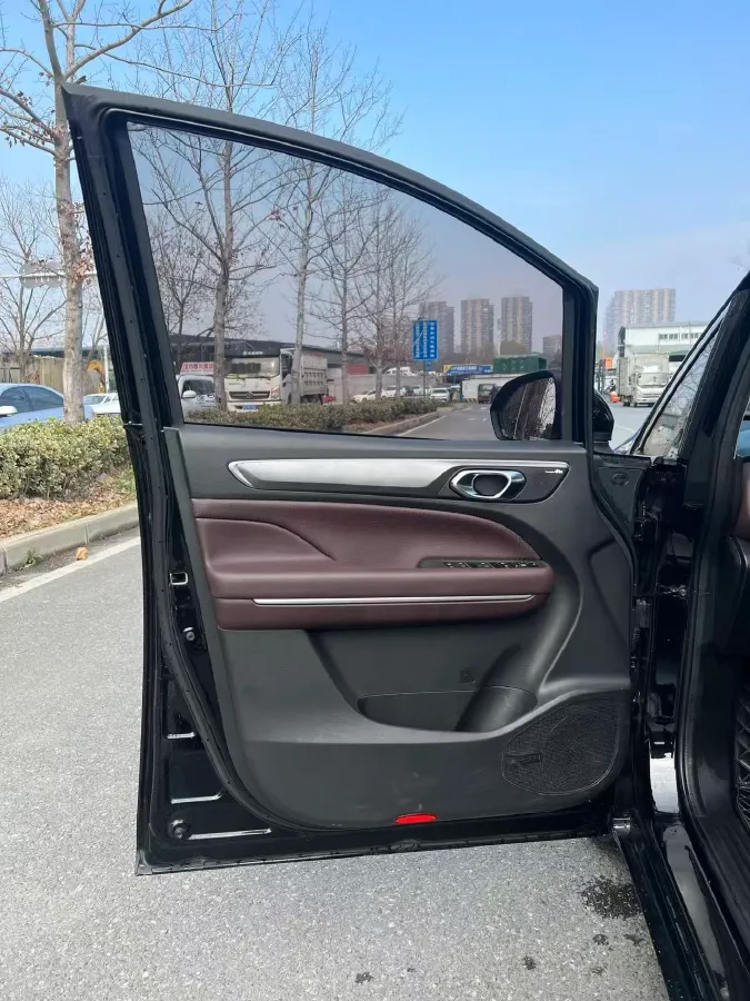 2023 GAC Trumpchi M6 1.5T 177HP L4 7DCT,autocango,china used car exporter,china ev exporter,chinese used car exporter,chinese used ev exporter