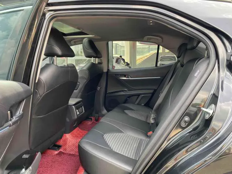 2023 Toyota Camry 2.5L 207HP L4 8AT,autocango,china used car exporter,china ev exporter,chinese used car exporter,chinese used ev exporter