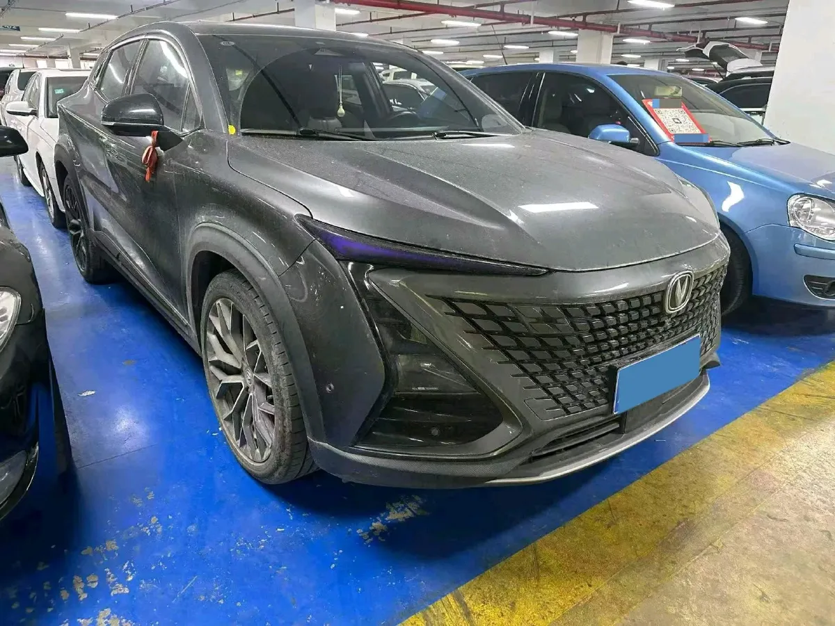 2022 ChangAn UNI-T 1.5T 188HP L4 7DCT,autocango,china used car exporter,china ev exporter,chinese used car exporter,chinese used ev exporter
