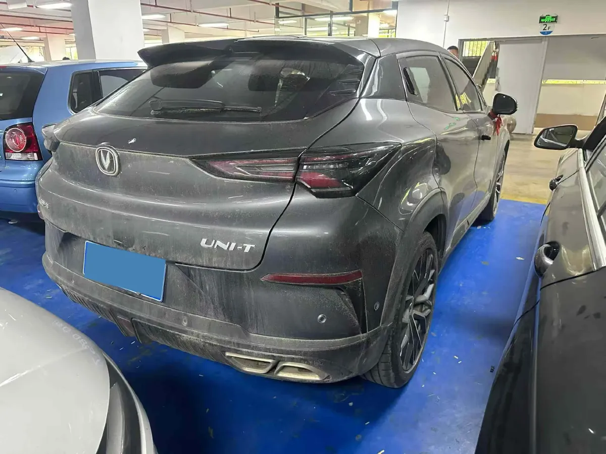 2022 ChangAn UNI-T 1.5T 188HP L4 7DCT,autocango,china used car exporter,china ev exporter,chinese used car exporter,chinese used ev exporter