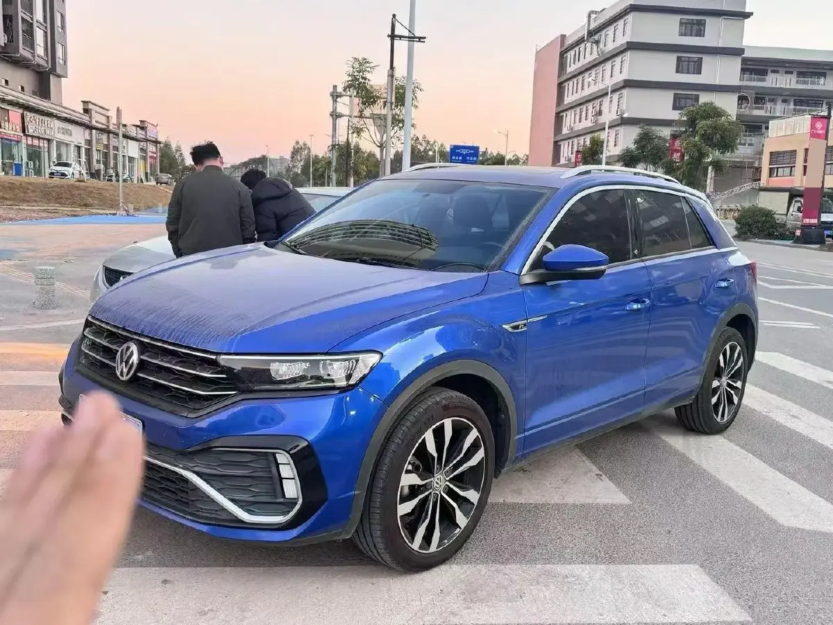2020 Volkswagen T-Roc 1.4T 150HP L4 7DCT