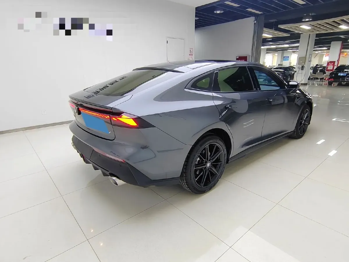 2024 ChangAn UNI-V 1.5T 188HP L4 7DCT,autocango,china used car exporter,china ev exporter,chinese used car exporter,chinese used ev exporter