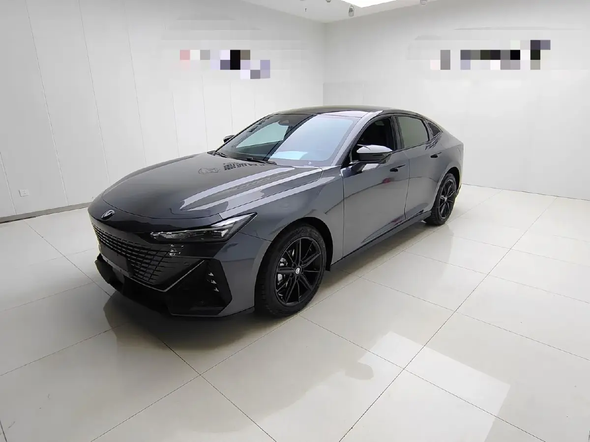 2024 ChangAn UNI-V 1.5T 188HP L4 7DCT