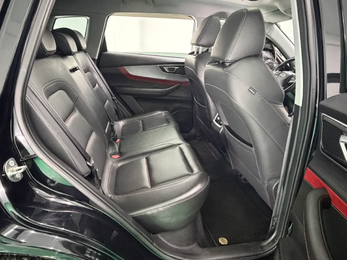 2022 Chery Tiggo 7 1.5T 156HP L4 CVT,autocango,china used car exporter,china ev exporter,chinese used car exporter,chinese used ev exporter