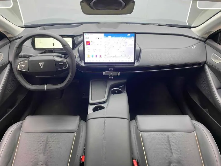 2022 DongFeng Forthing LingZhi EV BEV 68.4KWH,autocango,china used car exporter,china ev exporter,chinese used car exporter,chinese used ev exporter