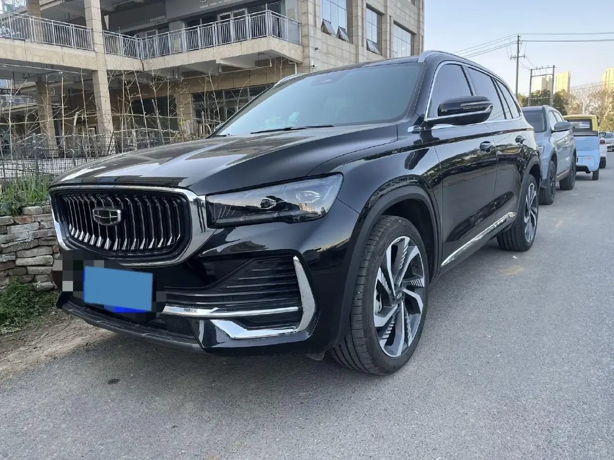 2024 Geely Monjaro 2.0T 238HP L4 8AT