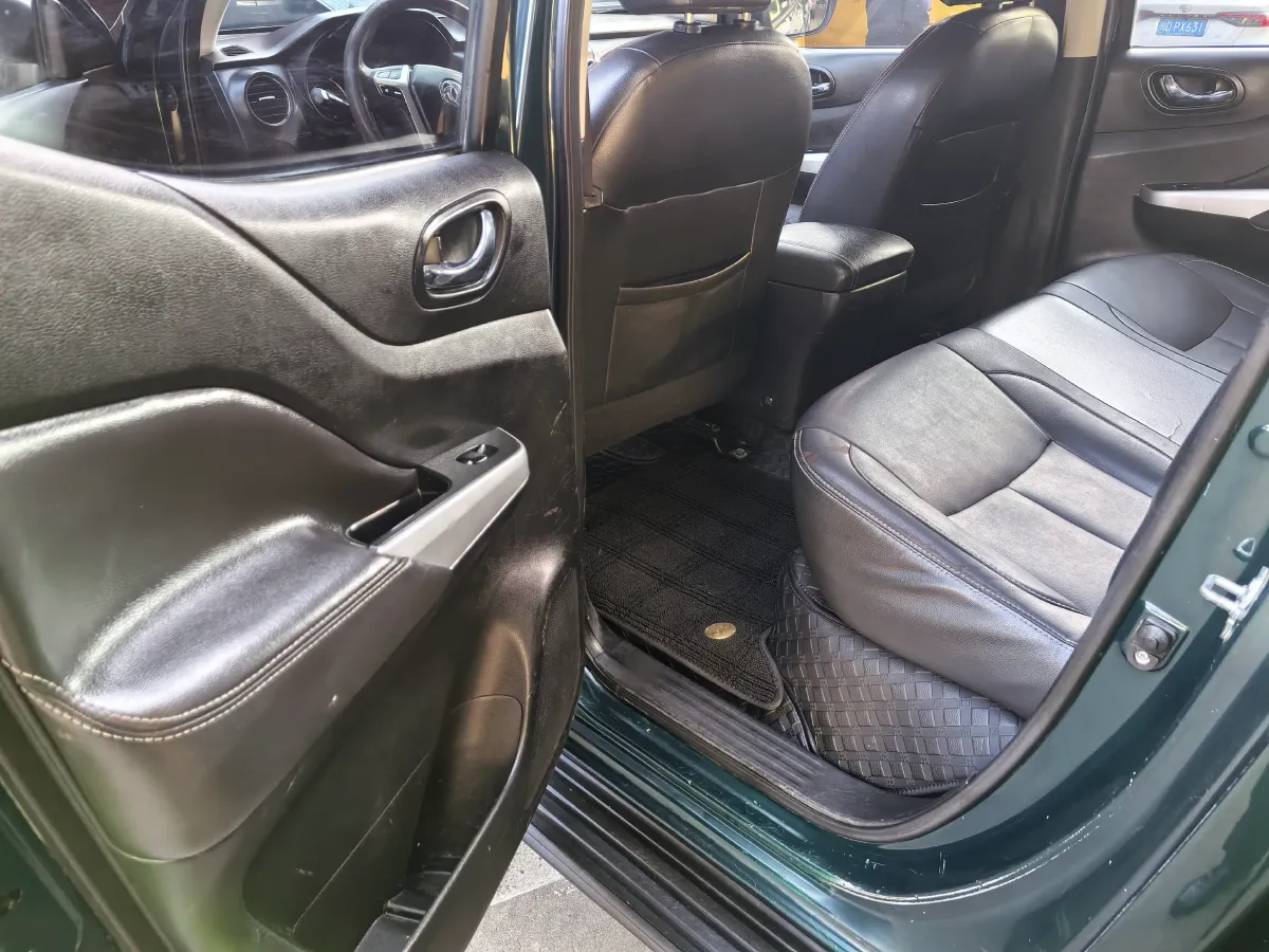 2019 Dongfeng RuiQi 6 2.5T 140HP L4 5MT,autocango,china used car exporter,china ev exporter,chinese used car exporter,chinese used ev exporter