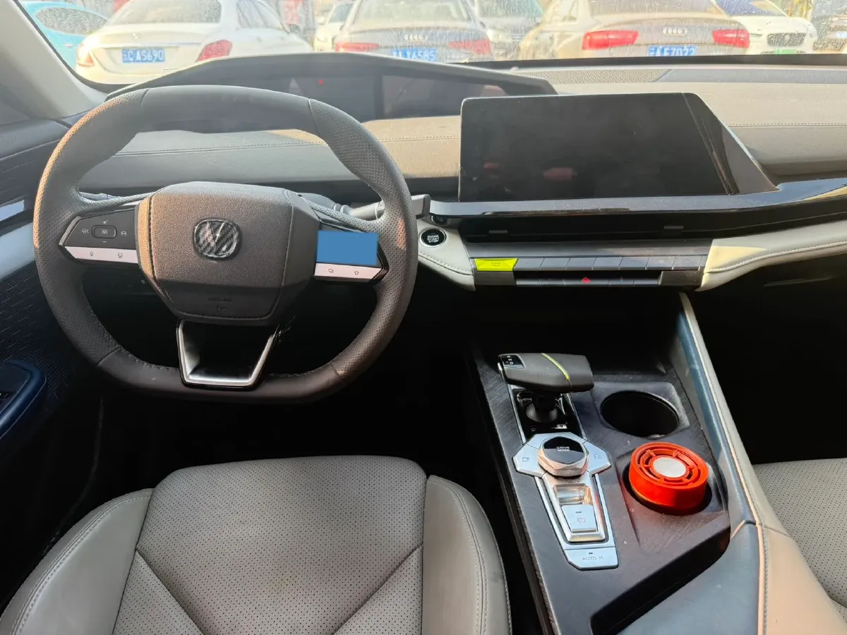 2023 ChangAn UNI-V iDD 1.5T 170HP L4 6TCT PHEV 18.4KWH,autocango,china used car exporter,china ev exporter,chinese used car exporter,chinese used ev exporter