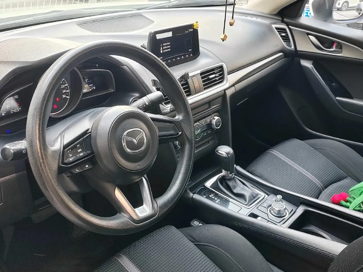 2017 Mazda 3 Axela 1.5L 117HP L4 6AT,autocango,china used car exporter,china ev exporter,chinese used car exporter,chinese used ev exporter