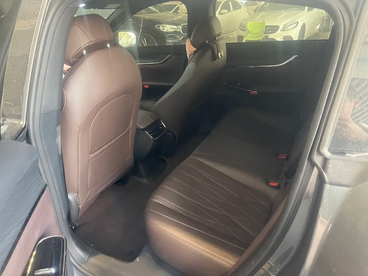 2025 ChangAn QiYuan A07 REEV 98HP REEV 28.4KWH,autocango,china used car exporter,china ev exporter,chinese used car exporter,chinese used ev exporter