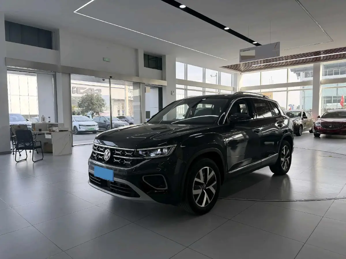 2023 Volkswagen Tayron 1.4T 150HP L4 7DCT