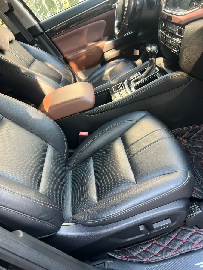 2017 GAC Trumpchi GS8 2.0T 201HP L4 6AT,autocango,china used car exporter,china ev exporter,chinese used car exporter,chinese used ev exporter