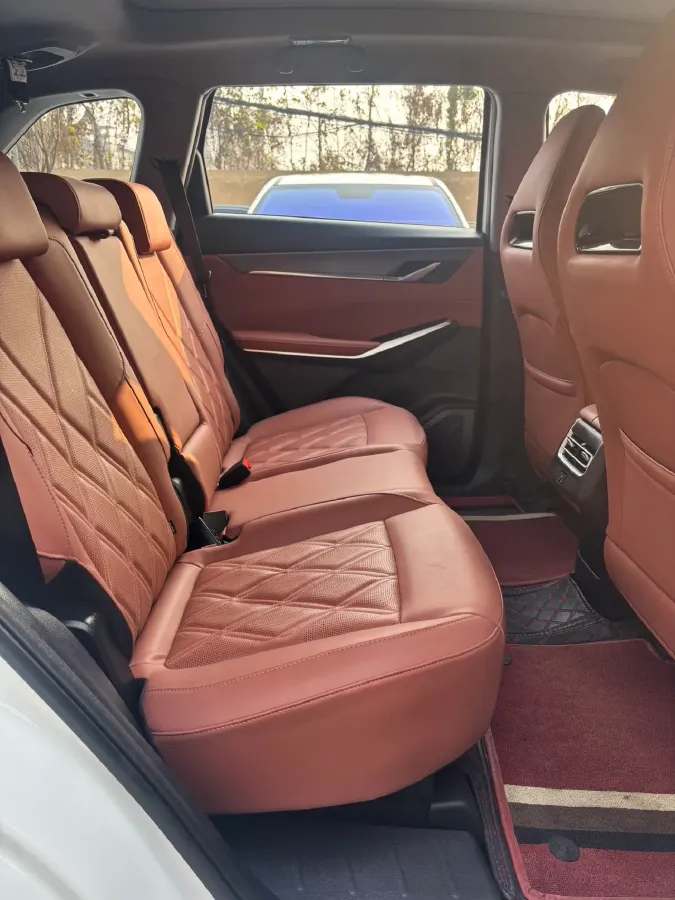 2023 ChangAn CS75 Plus 1.5T 188HP L4 8AT,autocango,china used car exporter,china ev exporter,chinese used car exporter,chinese used ev exporter