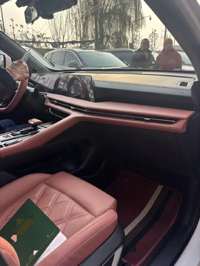 2023 ChangAn CS75 Plus 1.5T 188HP L4 8AT,autocango,china used car exporter,china ev exporter,chinese used car exporter,chinese used ev exporter