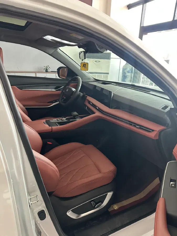 2023 ChangAn CS75 Plus 2.0T 233HP L4 8AT,autocango,china used car exporter,china ev exporter,chinese used car exporter,chinese used ev exporter