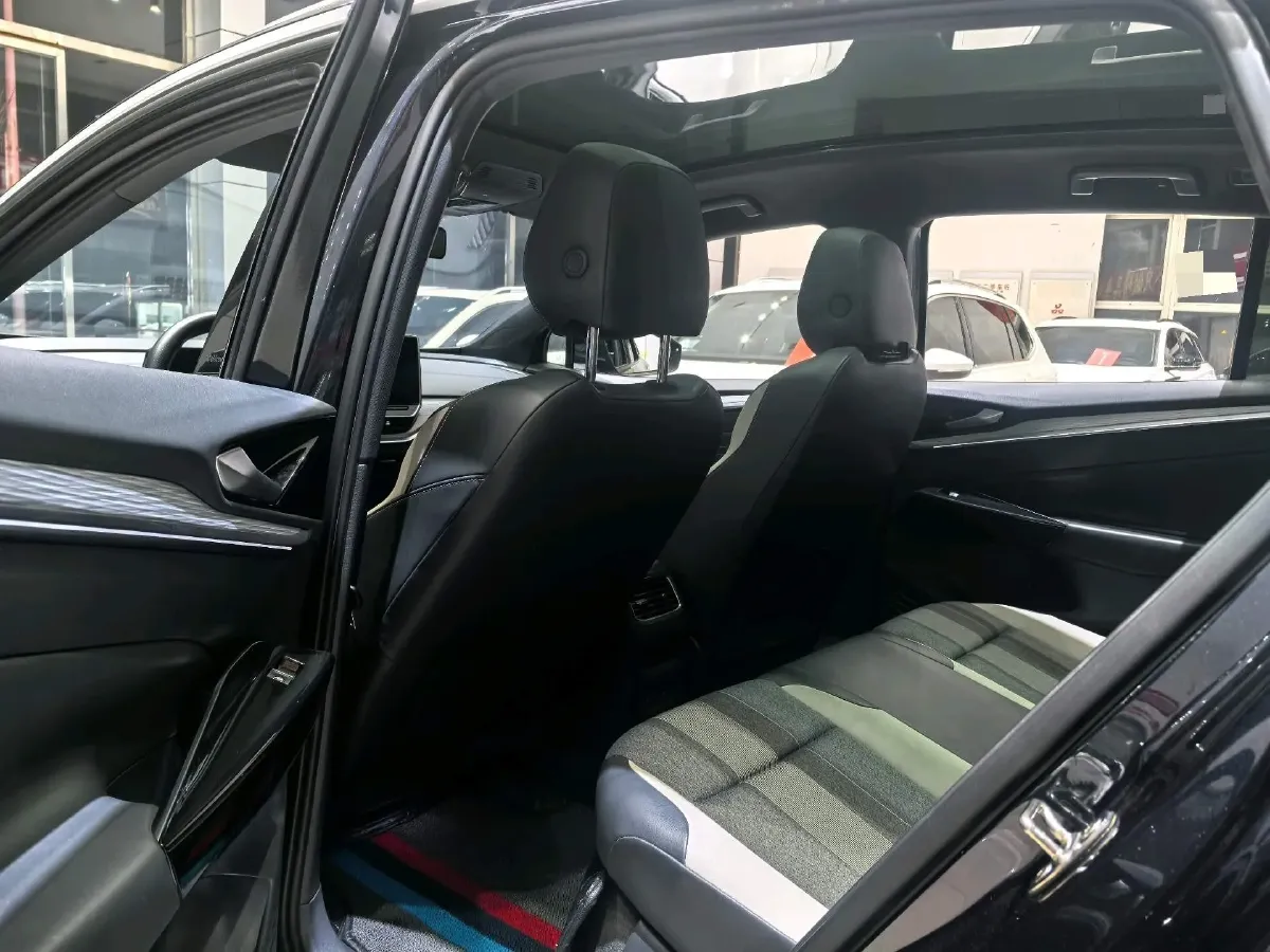 2022 Volkswagen ID.4 Crozz BEV 55.7KWH,autocango,china used car exporter,china ev exporter,chinese used car exporter,chinese used ev exporter