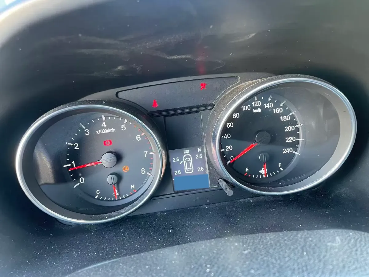 2019 Haval M6 1.5T 150HP L4 7DCT,autocango,china used car exporter,china ev exporter,chinese used car exporter,chinese used ev exporter