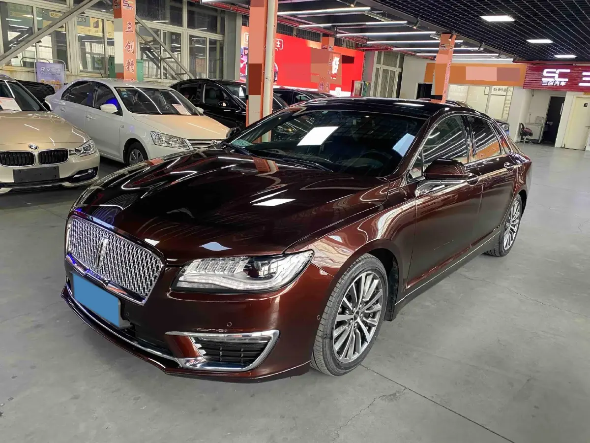 2019 Lincoln MKZ 2.0T 196HP L4 6AT