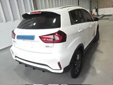 2022 Livan X3 PRO 1.5L 113HP L4 5MT,autocango,china used car exporter,china ev exporter,chinese used car exporter,chinese used ev exporter