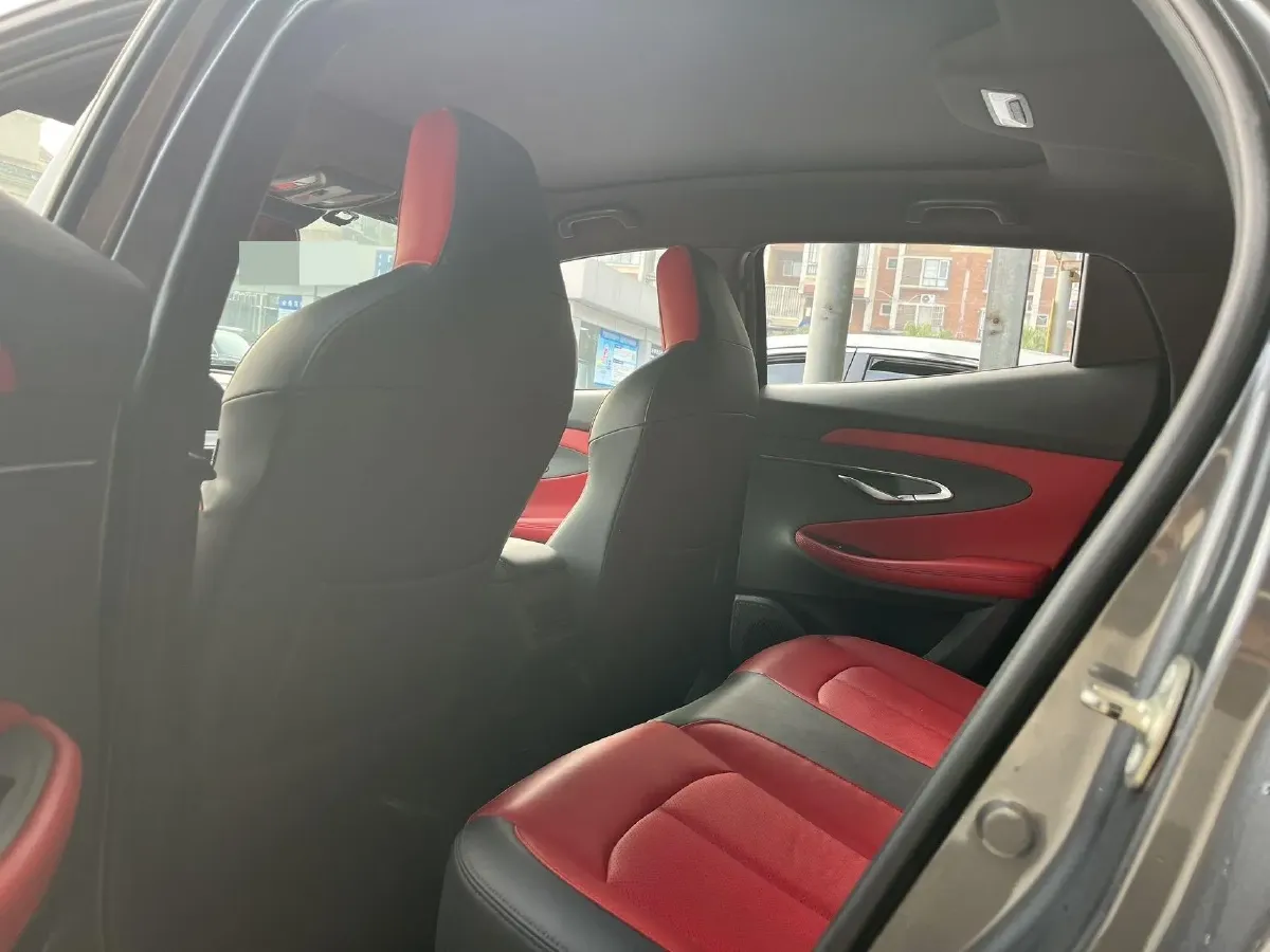 2020 ChangAn UNI-T 1.5T 180HP L4 7DCT,autocango,china used car exporter,china ev exporter,chinese used car exporter,chinese used ev exporter