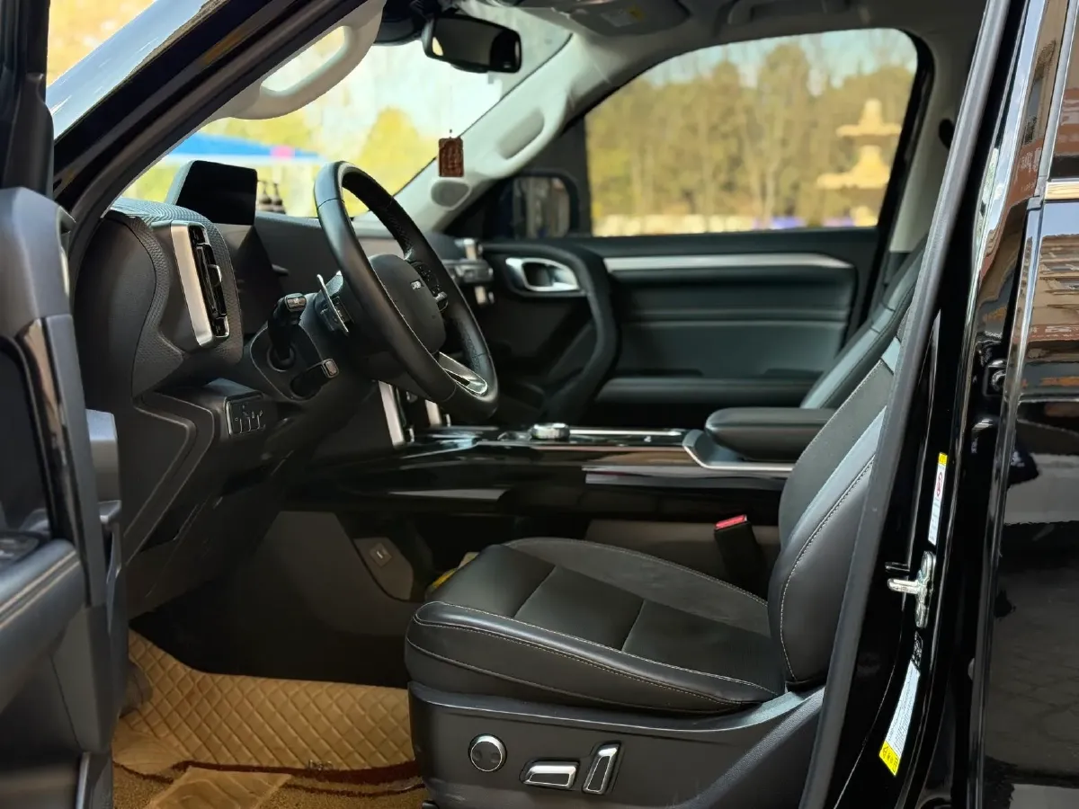 2021 Haval Dargo 2.0T 211HP L4 7DCT,autocango,china used car exporter,china ev exporter,chinese used car exporter,chinese used ev exporter