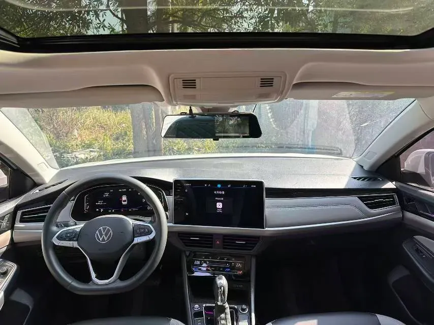 2023 Volkswagen Bora 1.5T 160HP L4 7DCT,autocango,china used car exporter,china ev exporter,chinese used car exporter,chinese used ev exporter