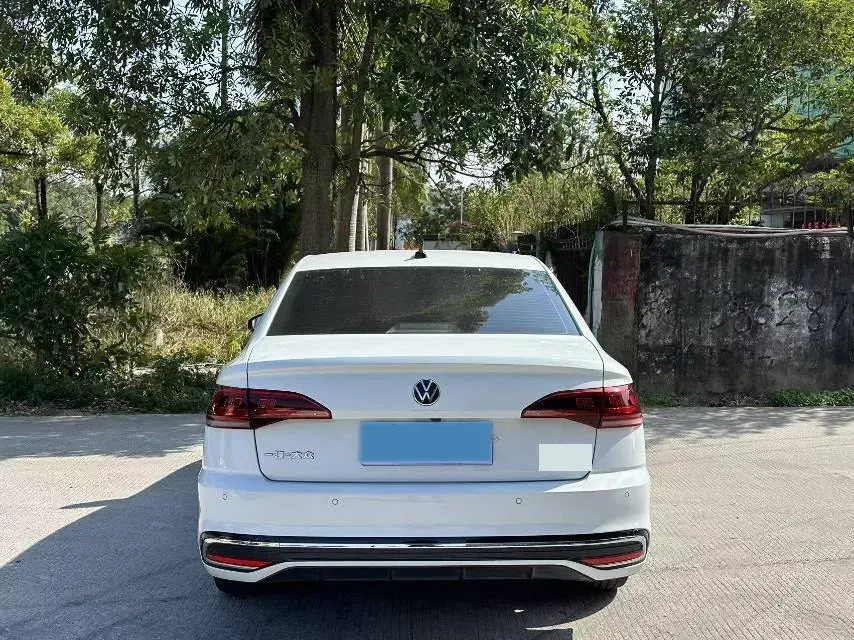 2023 Volkswagen Bora 1.5T 160HP L4 7DCT,autocango,china used car exporter,china ev exporter,chinese used car exporter,chinese used ev exporter