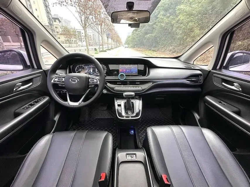 2021 GAC Trumpchi M6 1.5T 169HP L4 7DCT,autocango,china used car exporter,china ev exporter,chinese used car exporter,chinese used ev exporter