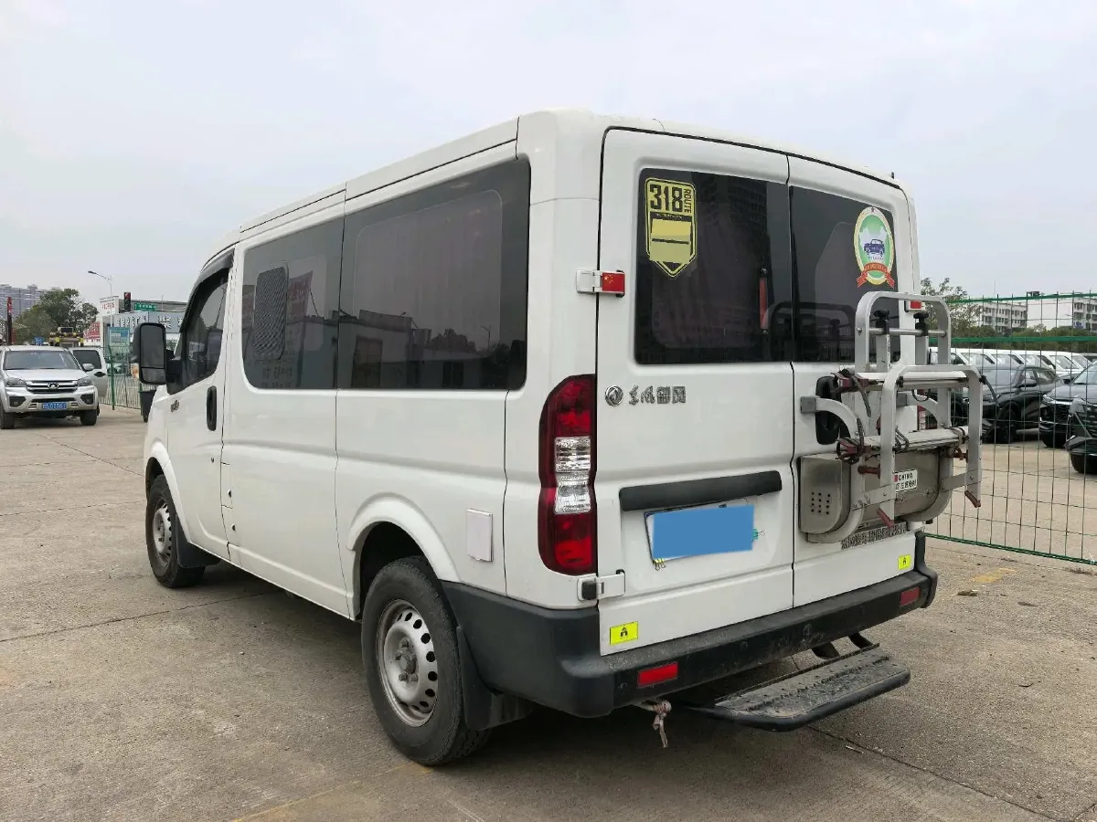 2021 DongFeng DFAC YuFeng 2.4T 140HP L4 6MT,autocango,china used car exporter,china ev exporter,chinese used car exporter,chinese used ev exporter