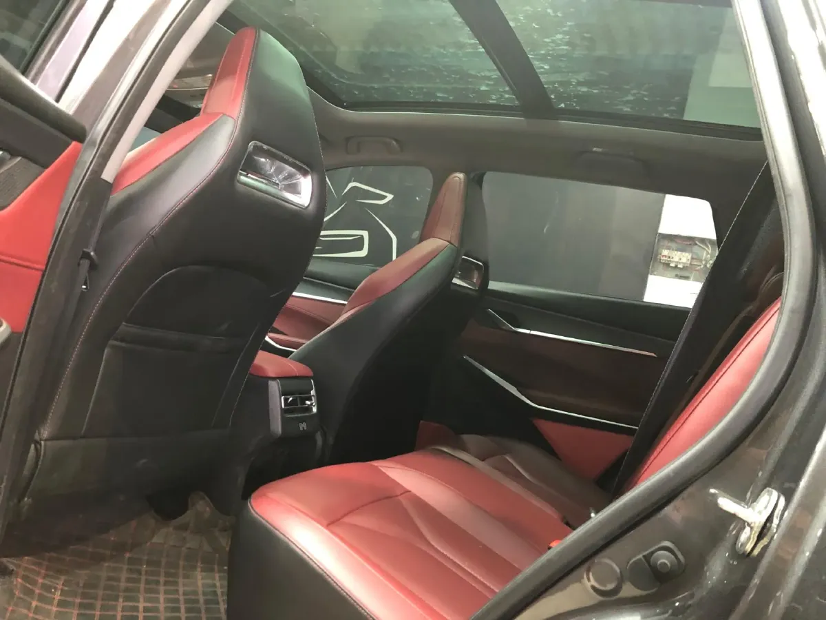 2022 ChangAn CS75 Plus 1.5T 188HP L4 8AT,autocango,china used car exporter,china ev exporter,chinese used car exporter,chinese used ev exporter