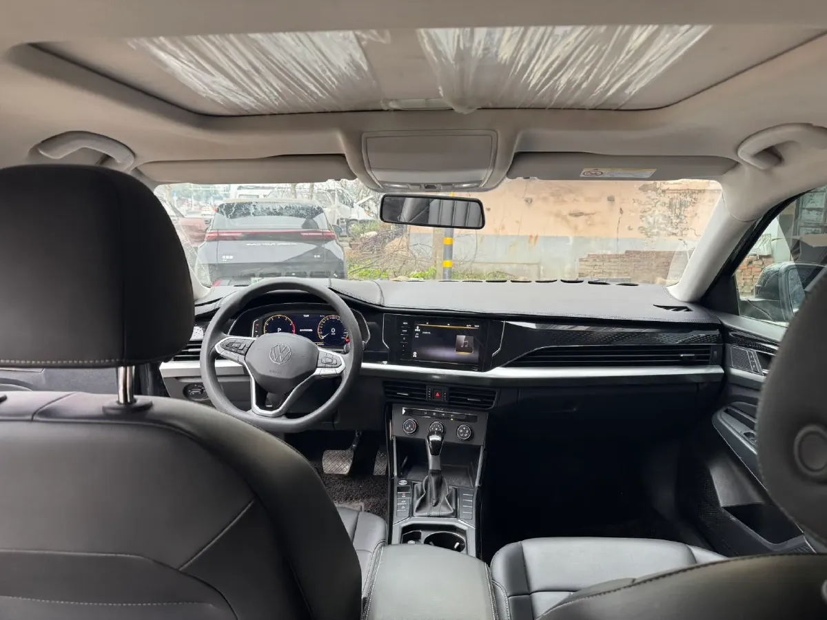 2023 Volkswagen Passat 1.4T 150HP L4 7DCT,autocango,china used car exporter,china ev exporter,chinese used car exporter,chinese used ev exporter